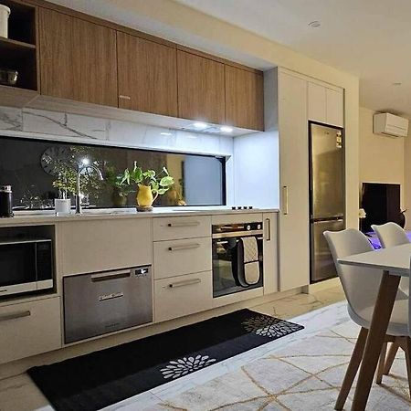 2-Bedroom Ensuite, Close To City, Comfortable, Accessible With Own Parking Christchurch Extérieur photo