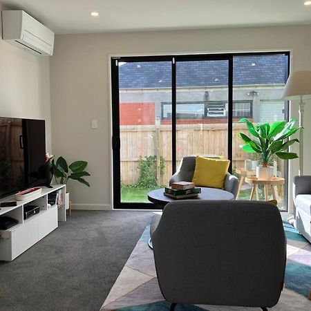 2-Bedroom Ensuite, Close To City, Comfortable, Accessible With Own Parking Christchurch Extérieur photo