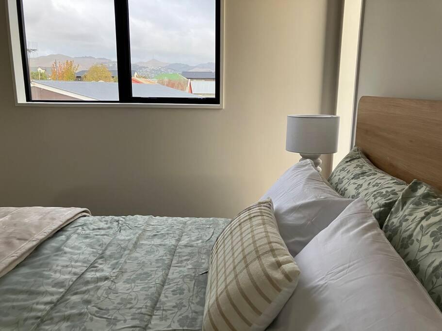 2-Bedroom Ensuite, Close To City, Comfortable, Accessible With Own Parking Christchurch Extérieur photo