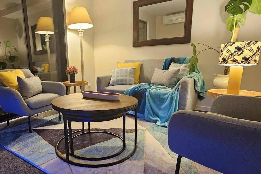 2-Bedroom Ensuite, Close To City, Comfortable, Accessible With Own Parking Christchurch Extérieur photo